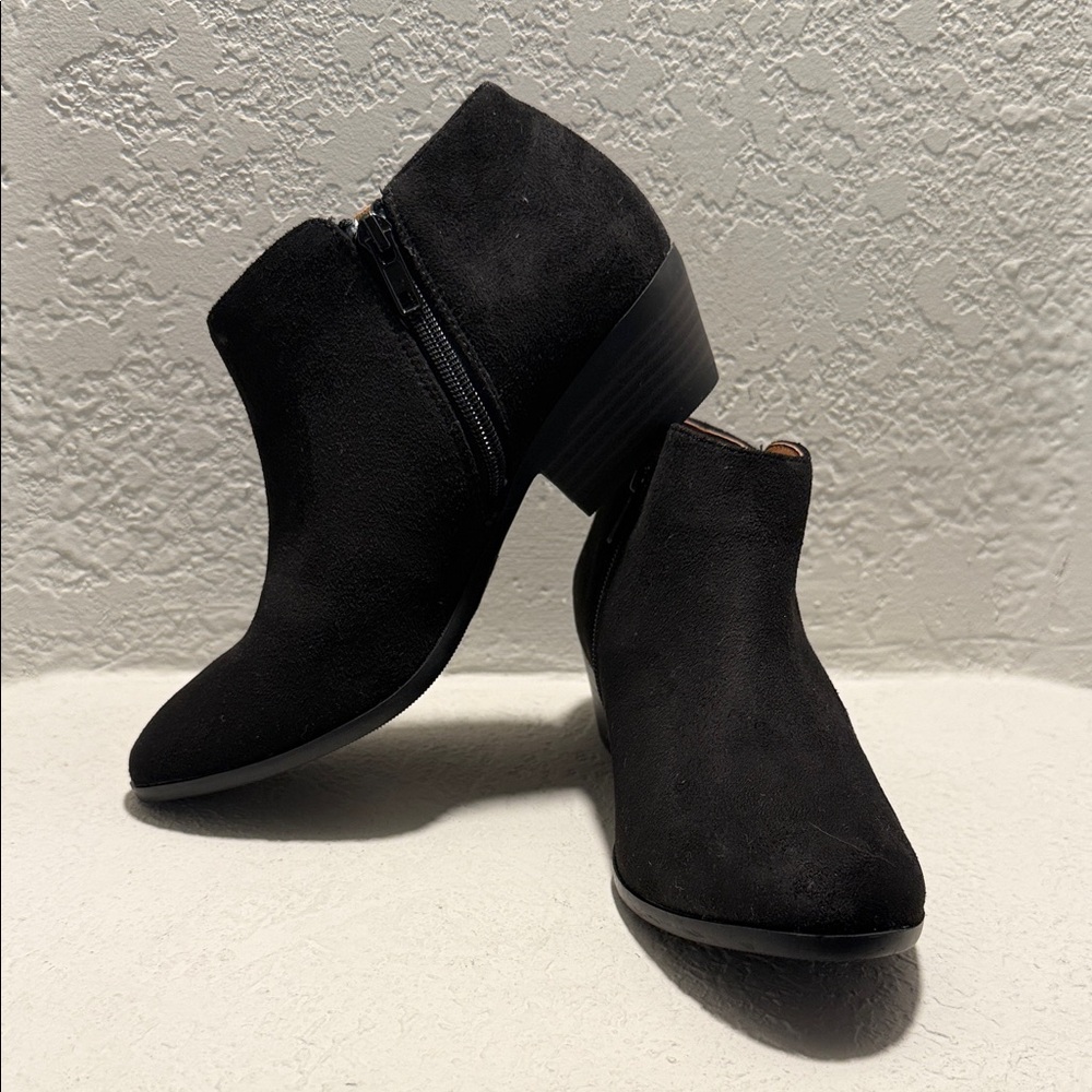 Soda Black Ankle Boots